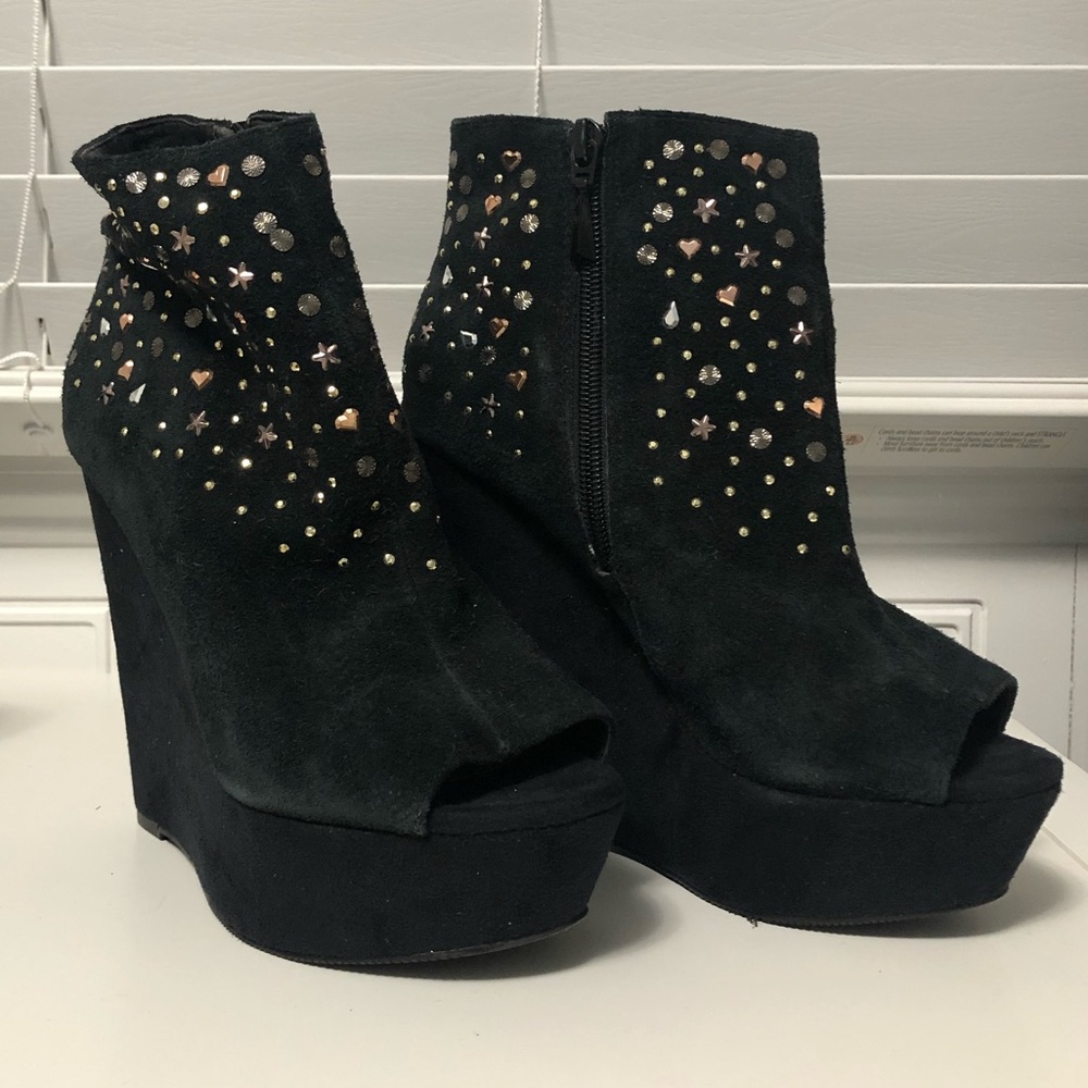 Brand new booties with studs